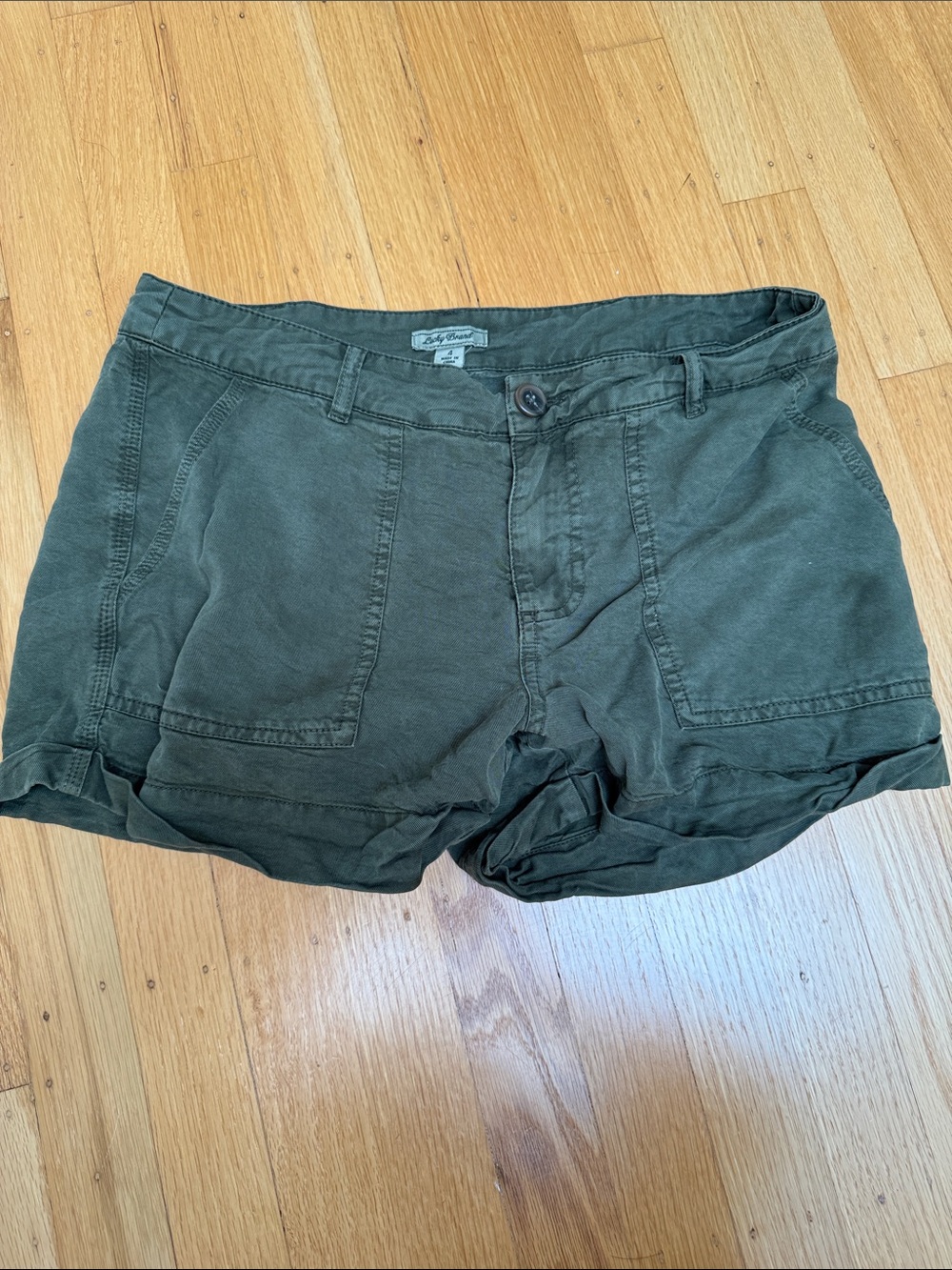 Lucky Brand Women's Olive Green Casual Shorts size 4